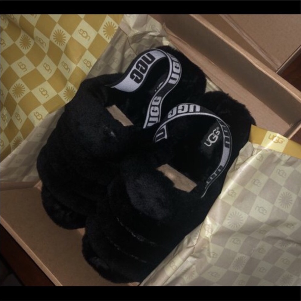 Ugg slipper brand new never used